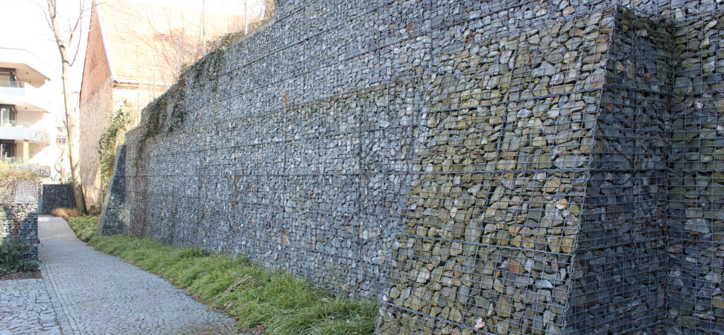 Gabionová zeď – Rezidence U Michelského mlýna