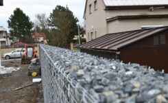 Gabionové ploty, zdi a obklady – moderní a odolné řešení pro zahradu a fasádu | GabionyHappy.cz